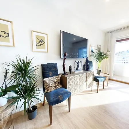 Appartement Paradise Luxurious Apartment, 3 Double For 6 Guests, 4 Beds, Terrace, Jacuzzi, Free Parking, New