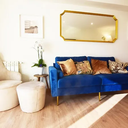 Paradise Luxurious Apartment, 3 Double For 6 Guests, 4 Beds, Terrace, Jacuzzi, Free Parking, New San Sebastian