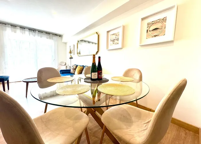 דירה Paradise Luxurious Apartment, 3 Double For 6 Guests, 4 Beds, Terrace, Jacuzzi, Free Parking, New *