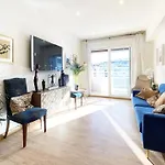 Apartmán Paradise Luxurious Apartment, 3 Double For 6 Guests, 4 Beds, Terrace, Jacuzzi, Free Parking, New *