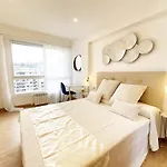 Apartmán Paradise Luxurious Apartment, 3 Double For 6 Guests, 4 Beds, Terrace, Jacuzzi, Free Parking, New San Sebastián