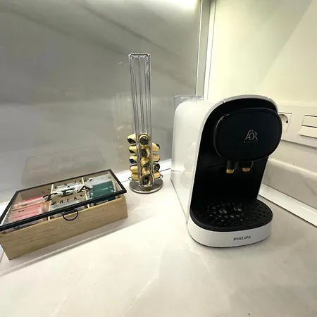 Appartement Paradise Luxurious Apartment, 3 Double For 6 Guests, 4 Beds, Terrace, Jacuzzi, Free Parking, New Saint-Sébastien